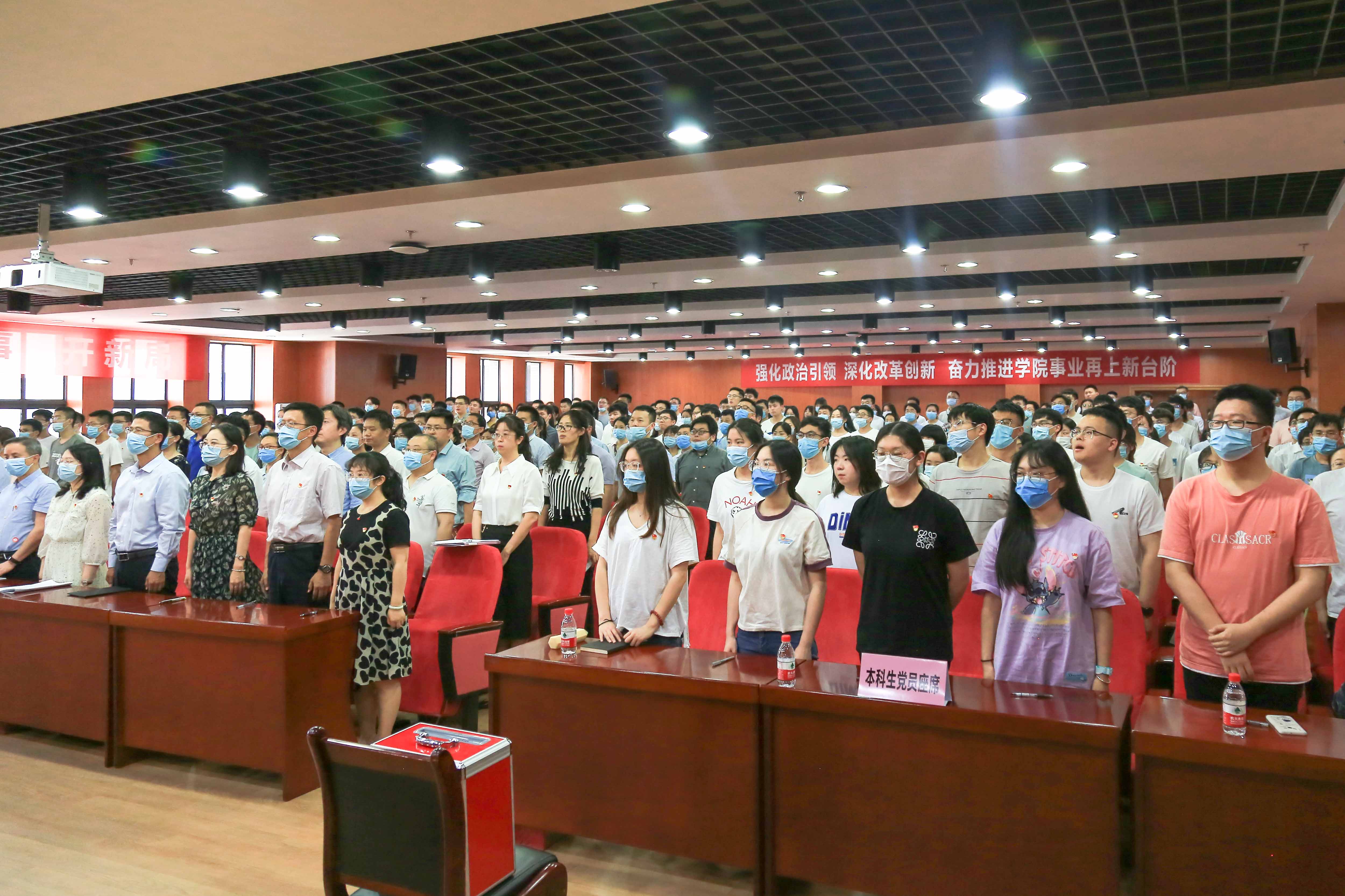 6804ee8fa4fc4c718aed3ef1a2ff2c75.jpg 6804ee8fa4fc4c718aed3ef1a2ff2c75.jpg